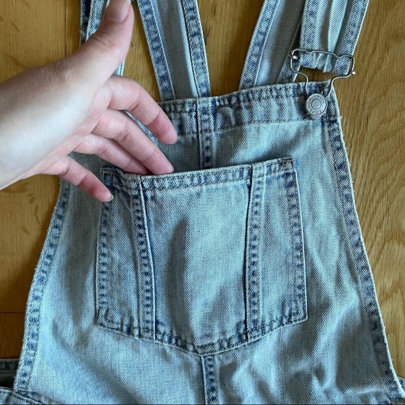 Topshop Moto light blue overall shorts size 6 - Picture 7 of 11